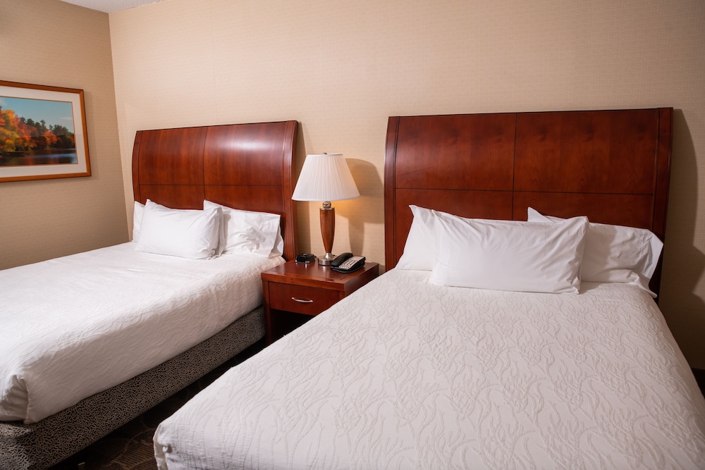 Hilton Garden Inn Erie - photo 7