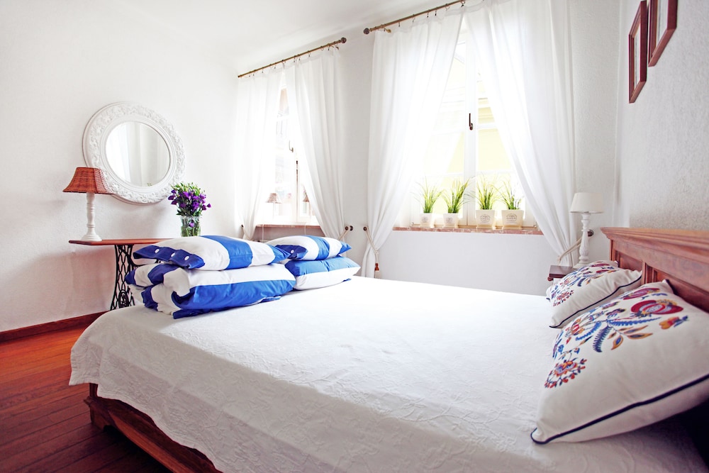 Castle Square Apartment — 4-Star Luxury Hotel in Warsaw, Poland