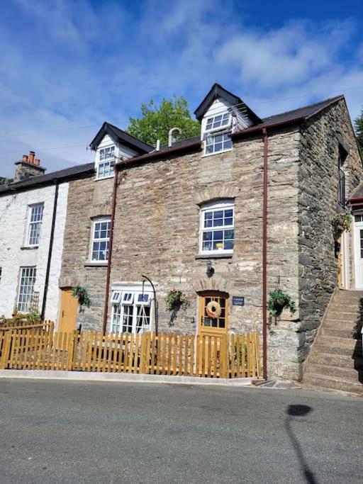 The Granary Corris on the edge of the Dyfi Forest — 4-Star Luxury Hotel in Corris, United Kingdom