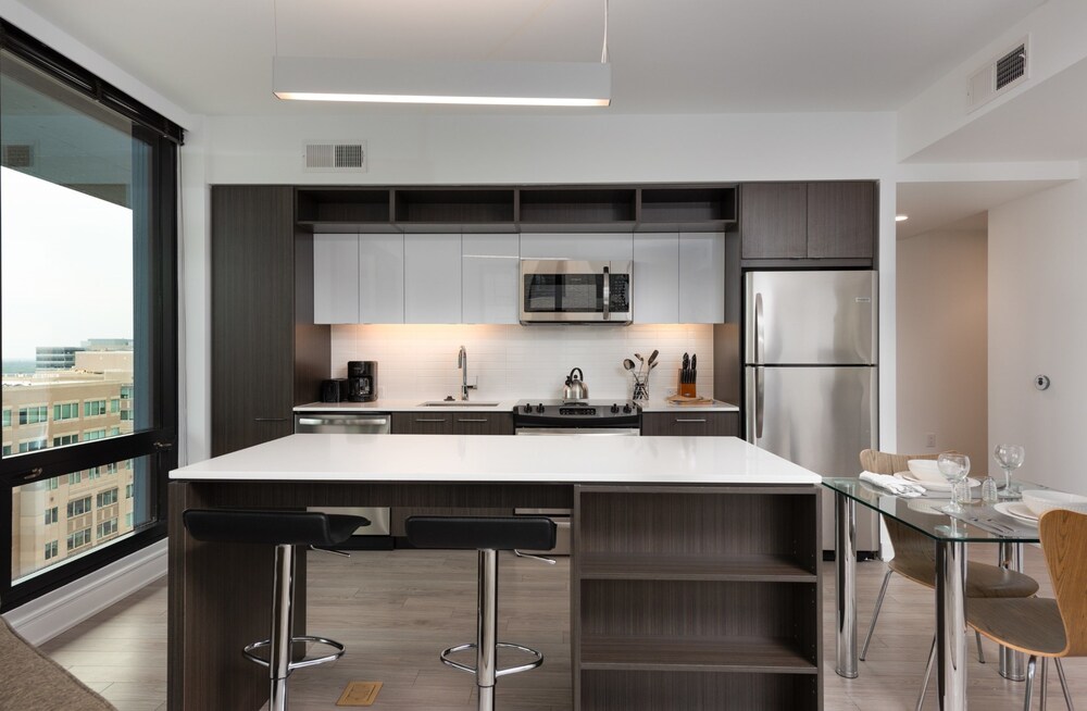 Global Luxury Suites at Reston Town Center - photo 56
