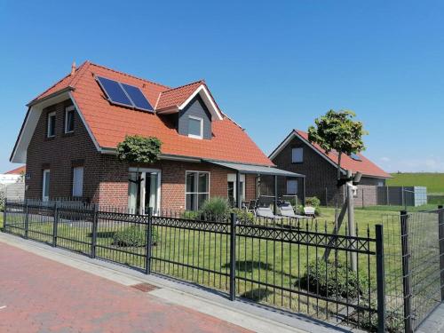 Ferienhaus Treidelhafen Fedderwardersiel — hotel in Butjadingen