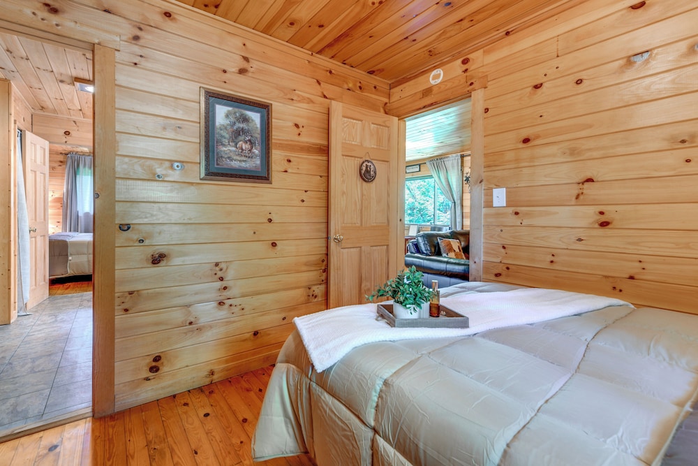 Bryson City Cabin in Smoky Mtn W resort Amenities - photo 18