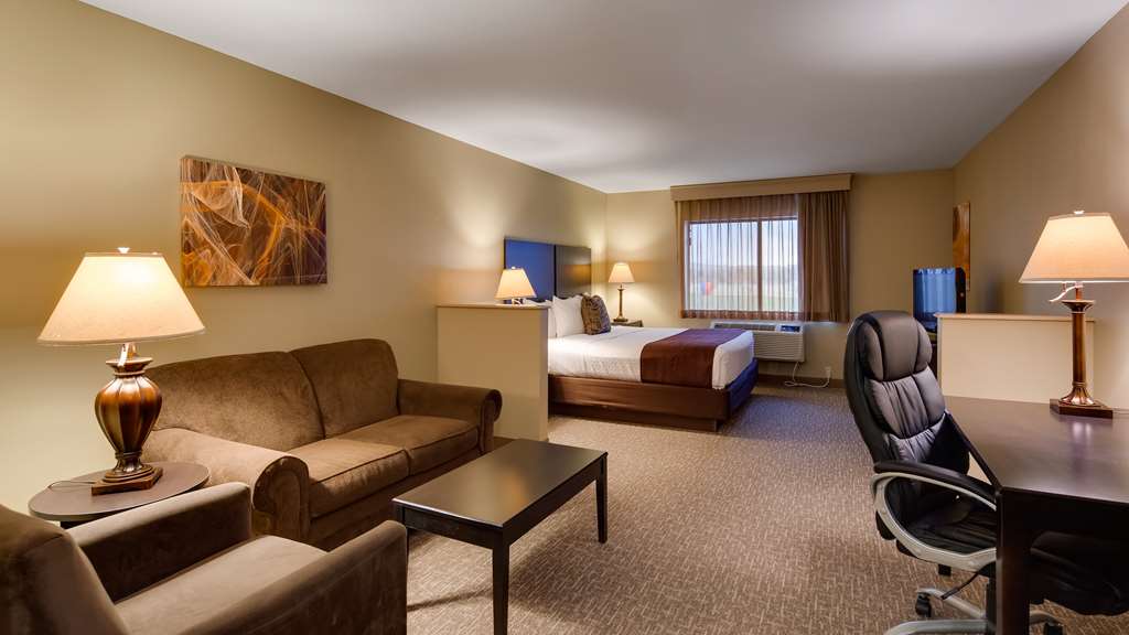 Best Western West Hills Inn - photo 4