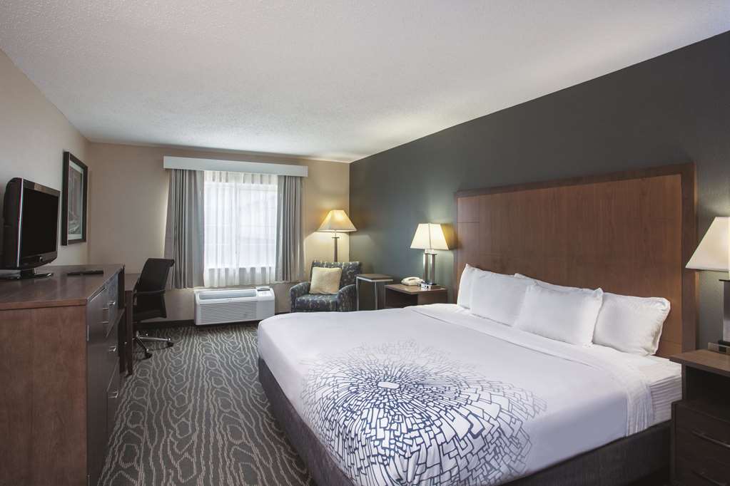 La Quinta Inn by Wyndham Richmond South - photo 12