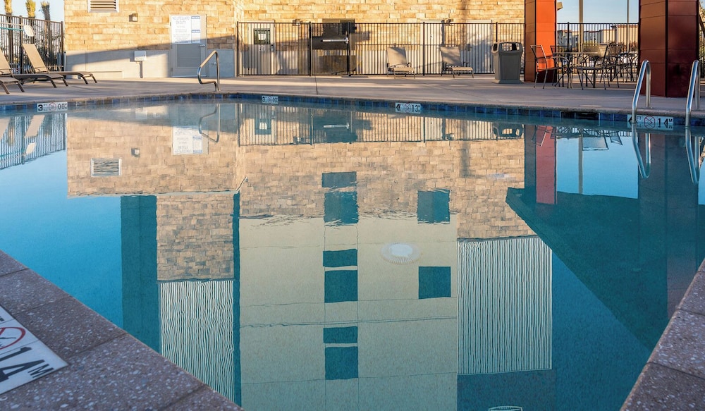 Sonesta Simply Suites Avondale - photo 31