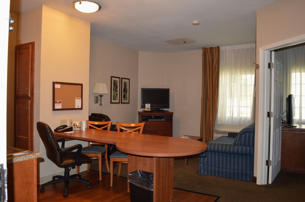 Candlewood Suites Augusta by IHG - photo 13