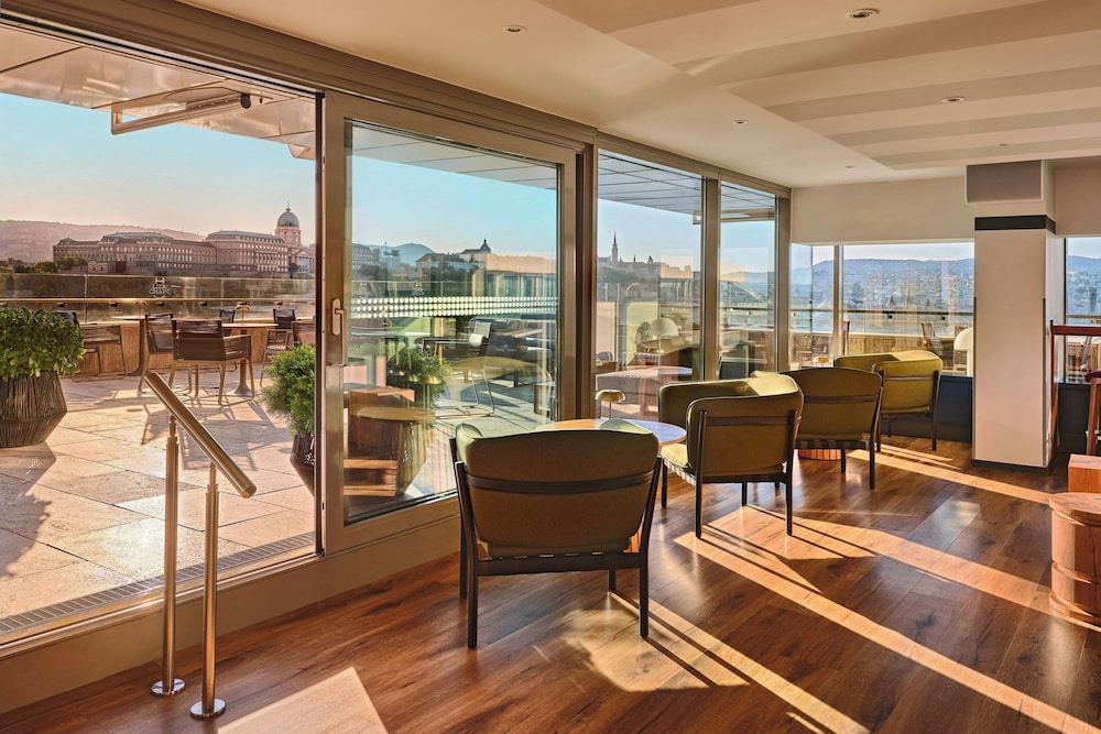 מזון ומשקאות