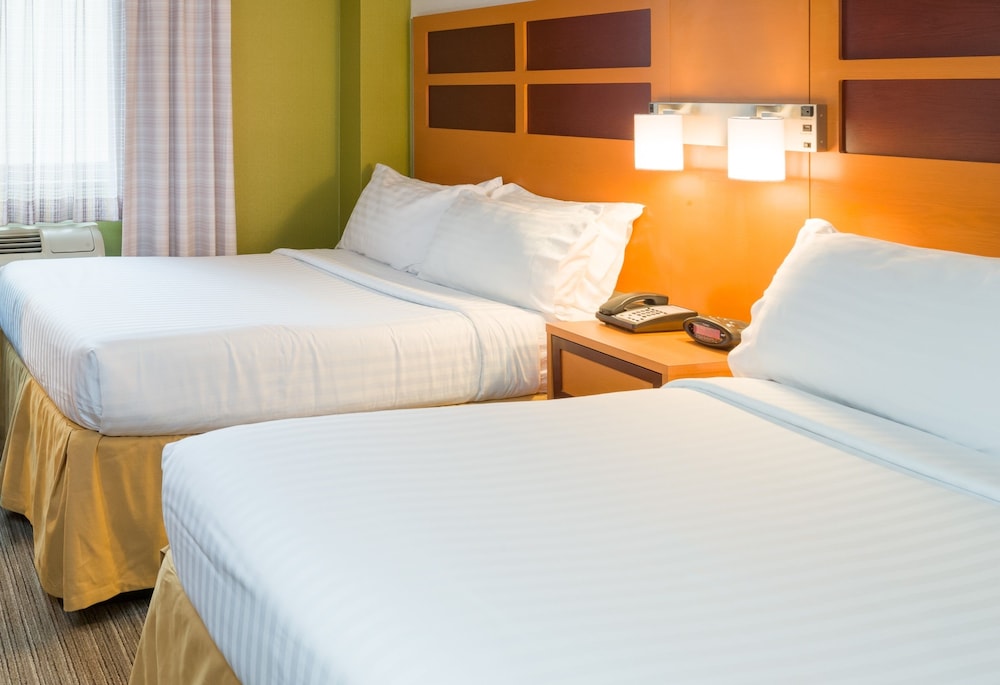 Holiday Inn Express New York City Times Square by IHG - photo 5