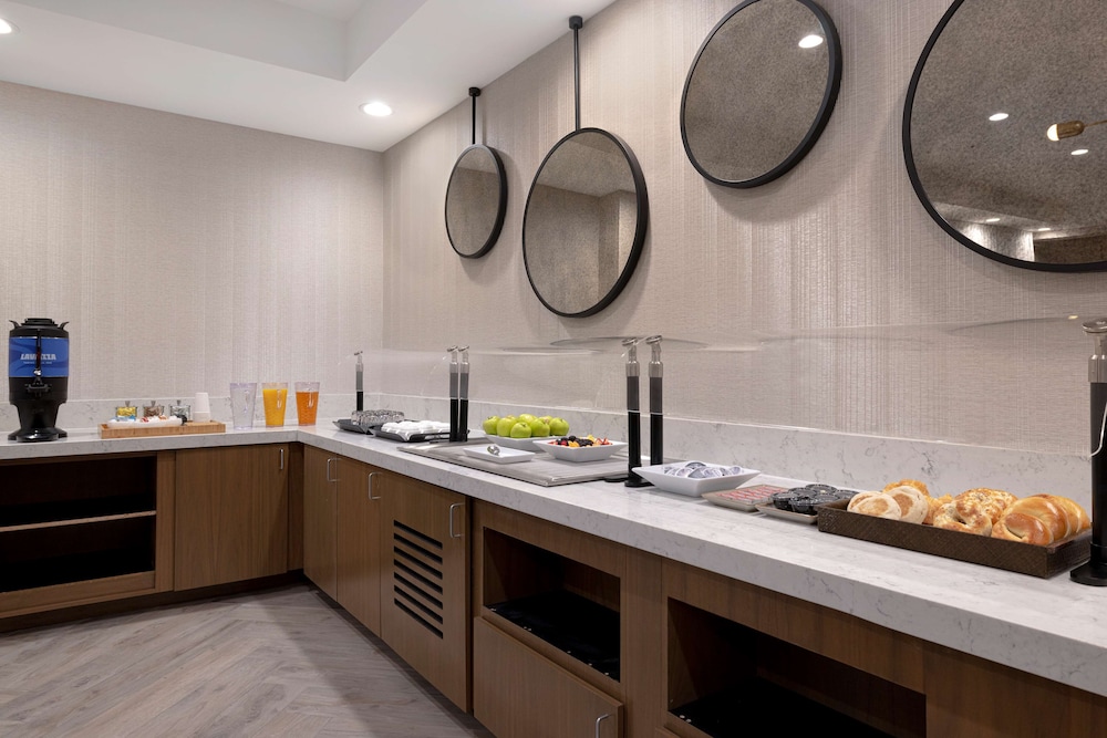 DoubleTree by Hilton Palmdale CA - photo 60