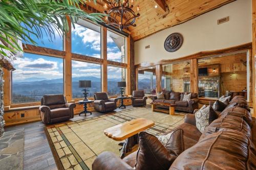 Tennessee Whiskey Indoor Pool Amazing Views Theater Room Hot Tub 5 Star Luxury - photo 23
