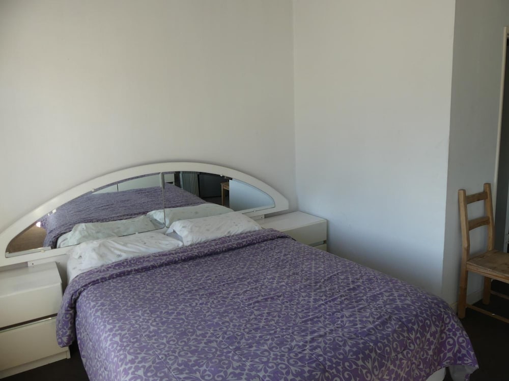 Wilshire Orange Hotel - photo 17