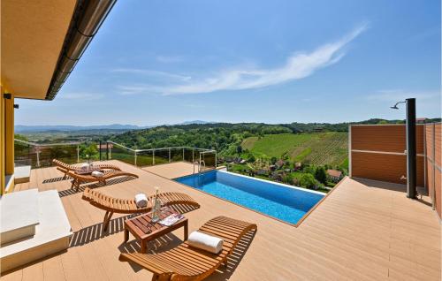 3 Bedroom Cozy Home In Vinica — 4-Star Luxury Hotel in Vinica, Croatia
