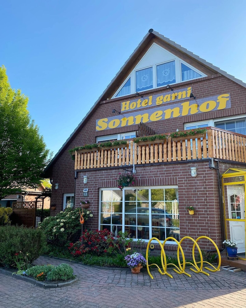 Sonnenhof Damnatz Hotel Garni — Luebeck