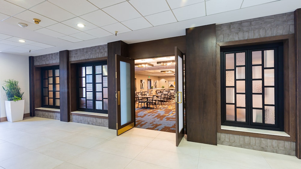Holiday Inn San Jose Silicon Valley by IHG - photo 71