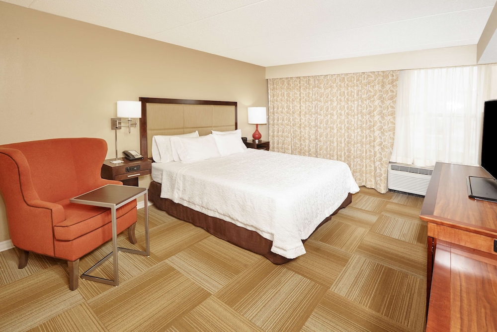 Hampton Inn Lafayette - photo 14