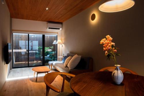 Kachō Serenity - carbon neutral hotel in Kyoto