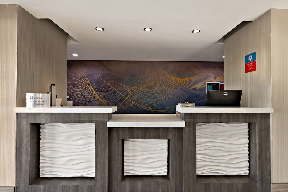 SureStay Plus Hotel by Best Western Tulsa East - photo 2