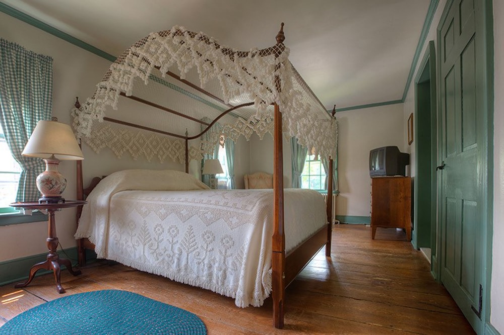 Inn at Millrace Pond - photo 16