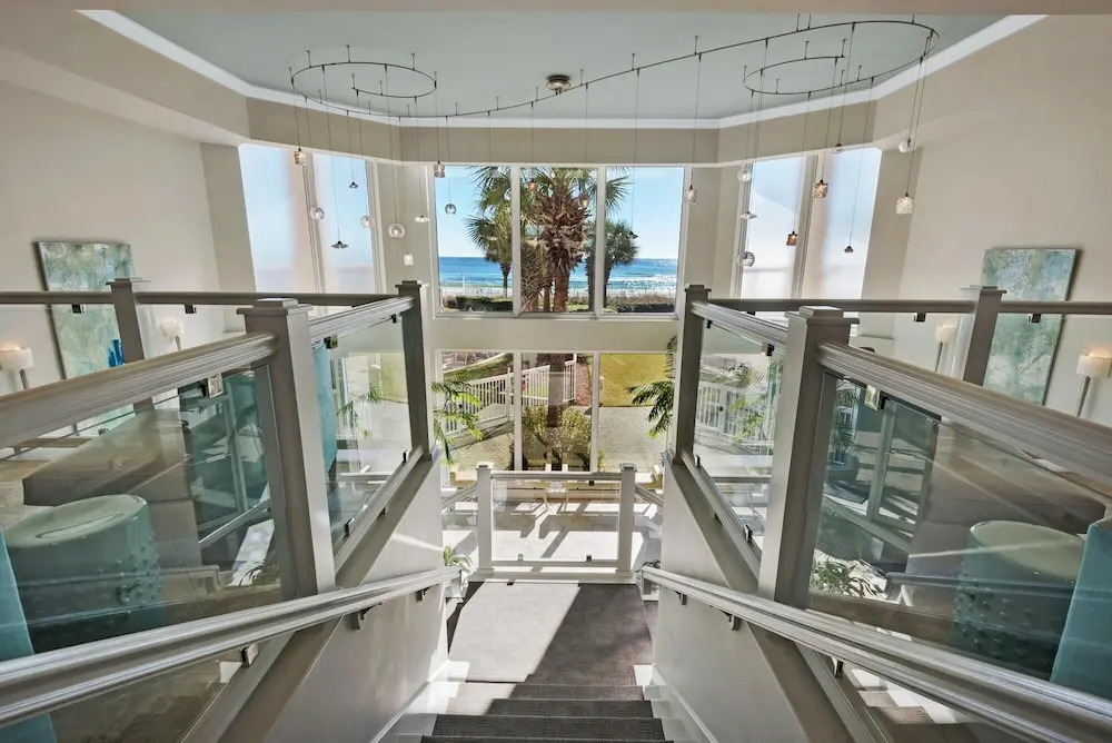 Silver Beach Towers Penthouse106e - photo 7