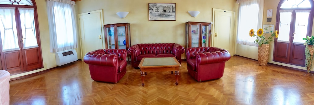 Hotel Riviera dei Dogi in Mira Taglio, Italy