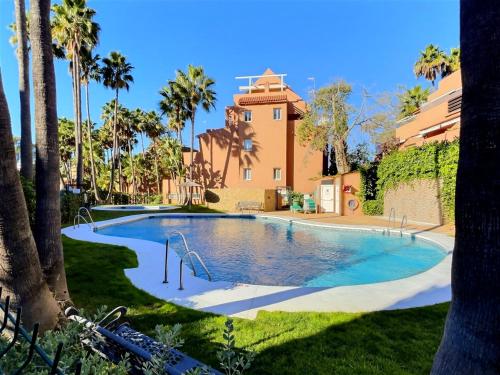 Two Bedroom Apartment Walking Distance To a Stunning Beach in Casares Costa — 4-Star Luxury Hotel in Casares, Spain