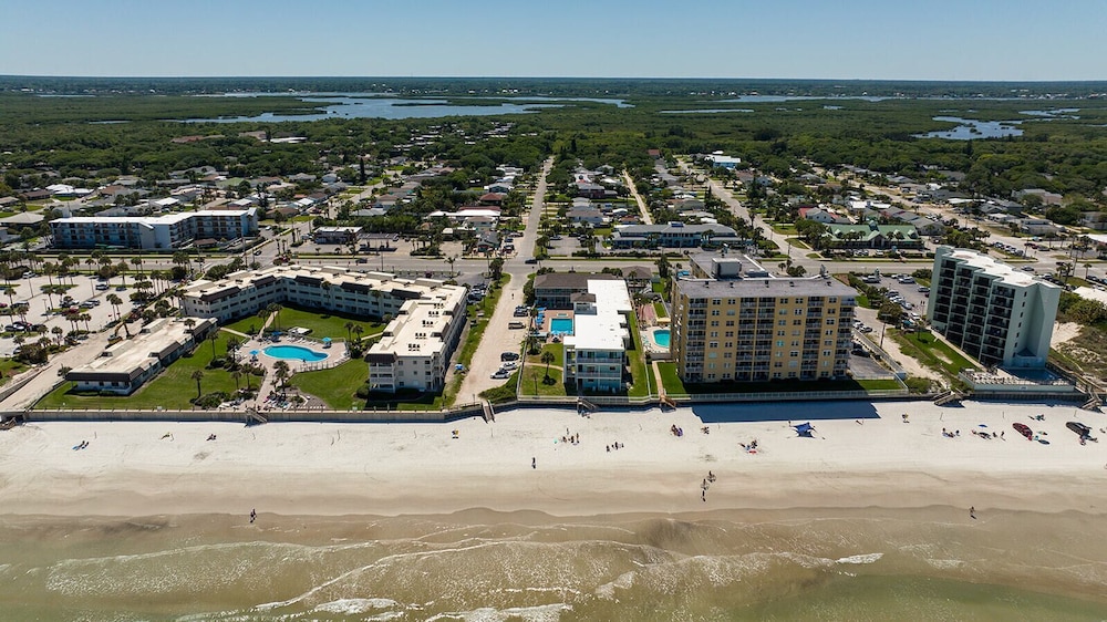Coastal Waters Inn - photo 176