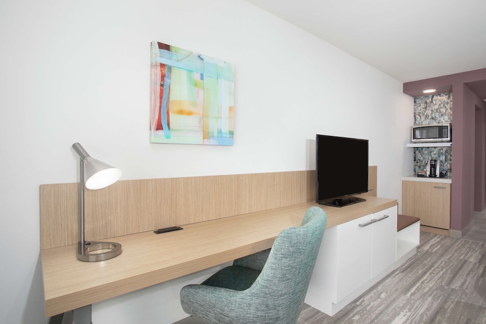 Hilton Garden Inn Omaha Aksarben Village - photo 7