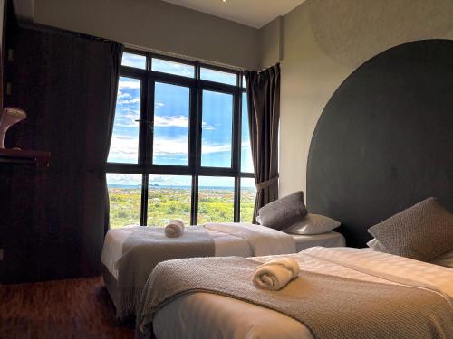 Kavenue Modern Room by CSE — 4-Star Luxury Hotel in Donggongon, Malaysia