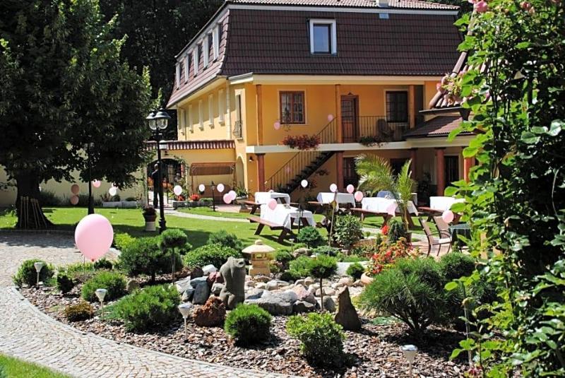 Hotel Nosal - last minute hotel in Prague