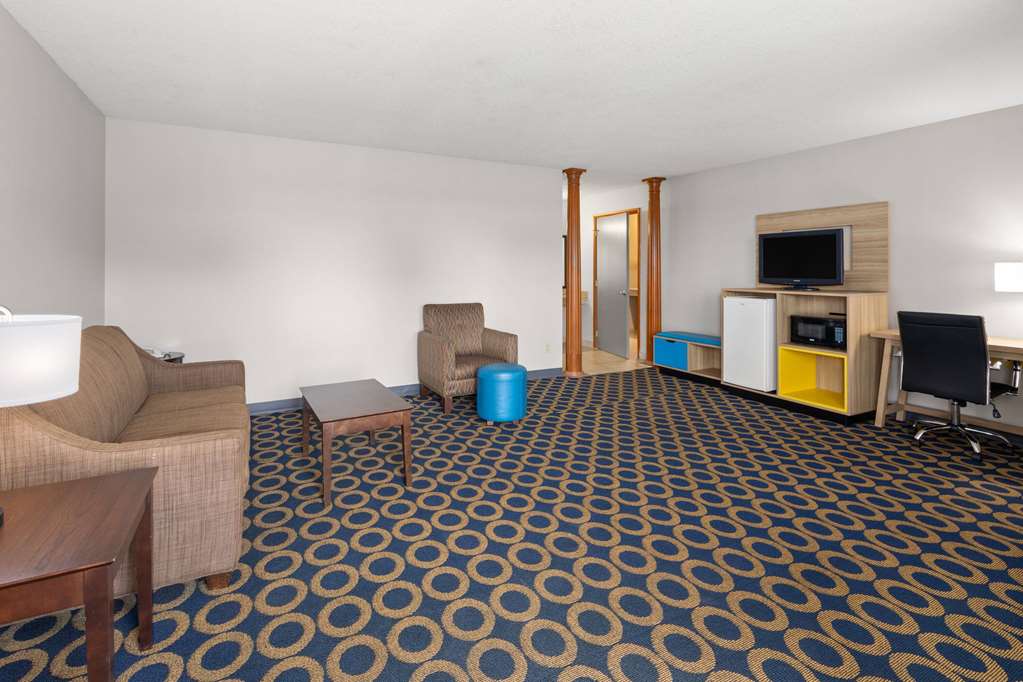 Days Inn by Wyndham Wauseon - photo 21