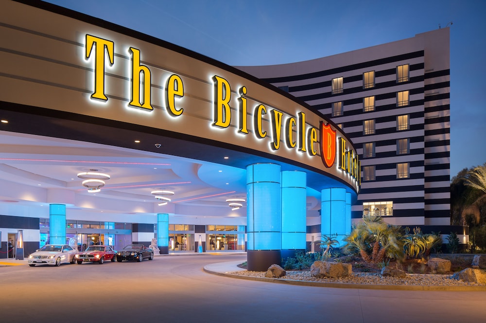 Parkwest Bicycle Casino - photo 36