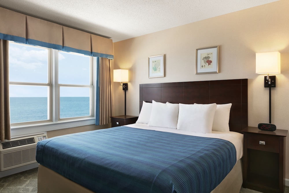 Harrison Hall Hotel - photo 18