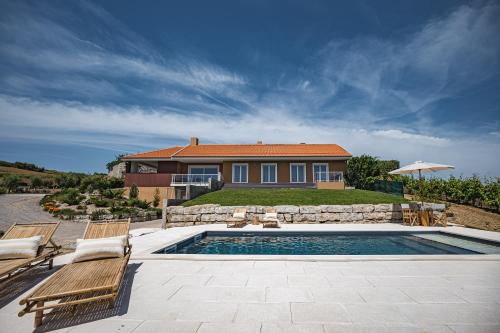 Advania Country House — 4-Star Luxury Hotel in Lourinha, Portugal
