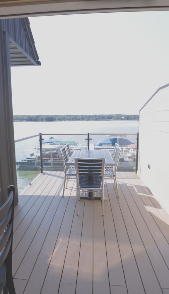 Edinboro Lake Resort Cabins - photo 111