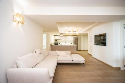 Gran piso en Puerto deportivo Marina PalamA3s IDEAL FAMILIAS — hotel in Palamos