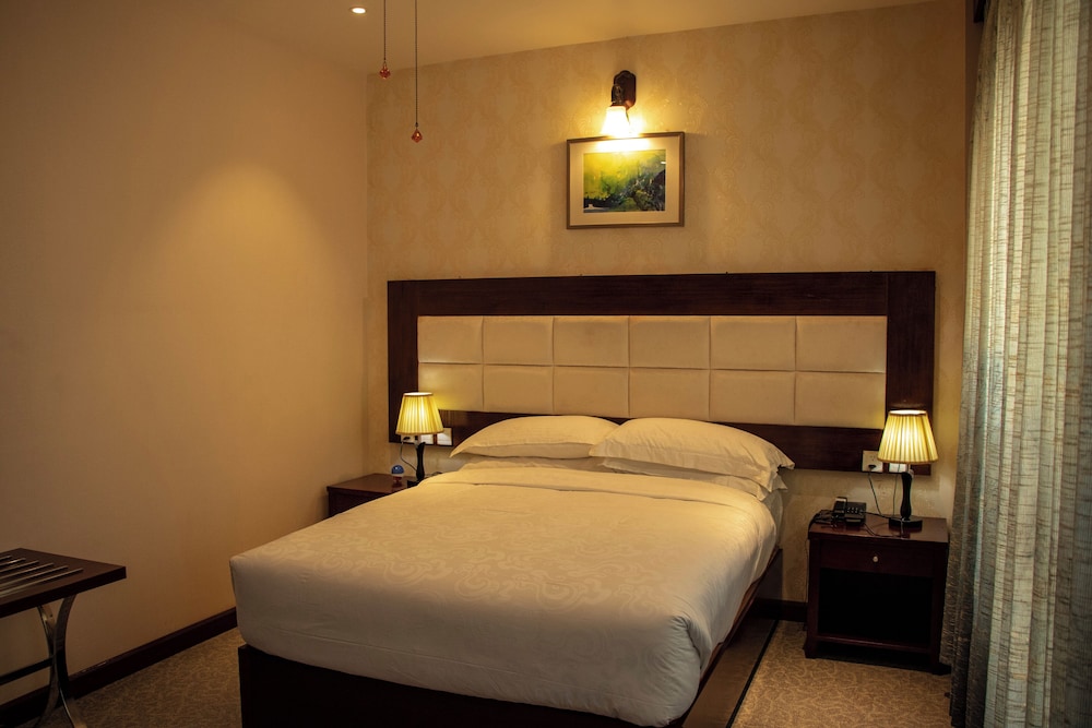 Ratna Hotel — Biratnagar — photo 5