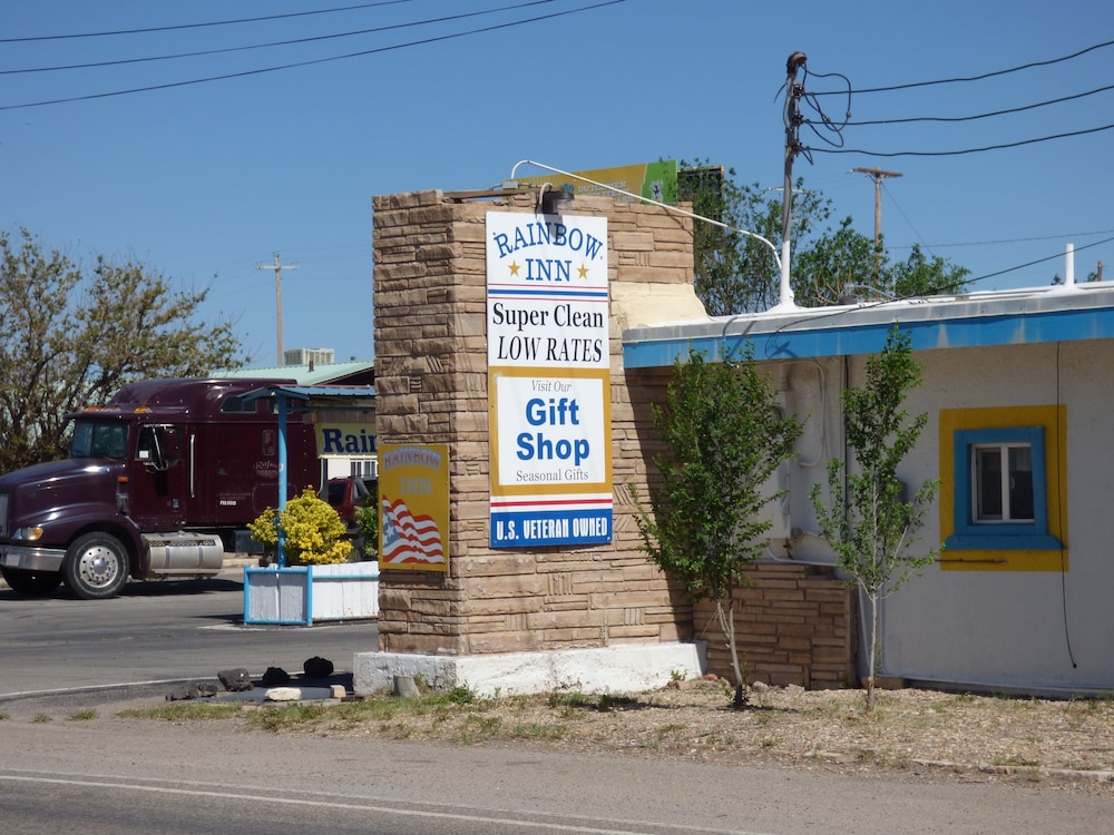 Rainbow Inn & Cottages — Carrizozo — photo 3
