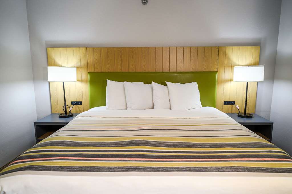 Country Inn & Suites by Radisson Greenfield IN - photo 21