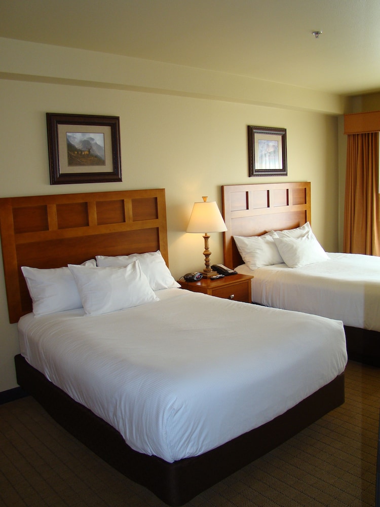 StoneCreek Lodge - photo 8