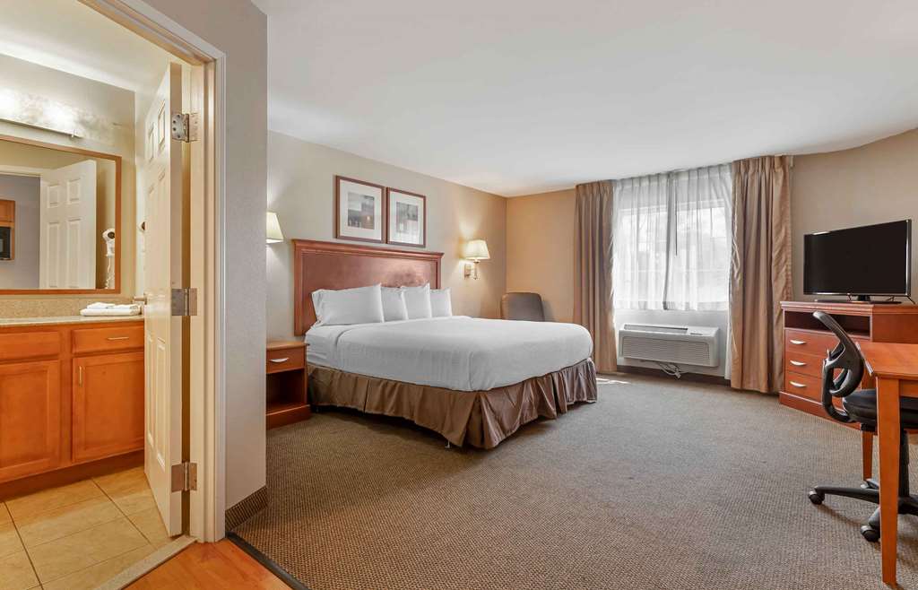 Extended Stay America Suites Bartlesville Hwy 75 - photo 23