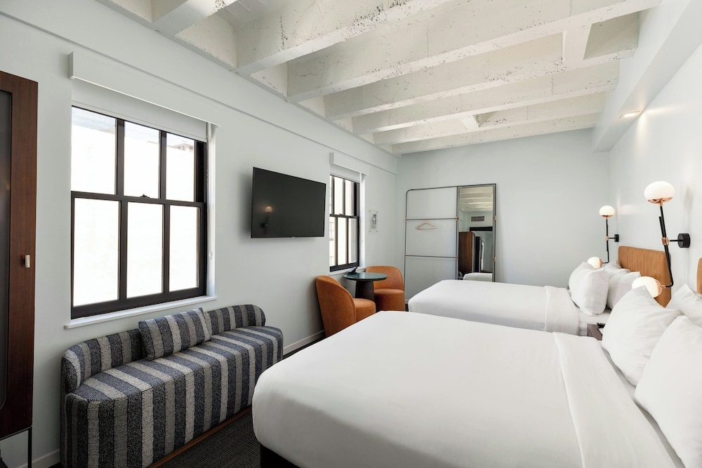 The Guild Hotel San Diego Downtown a Marriott Tribute Portfolio Hotel - photo 40