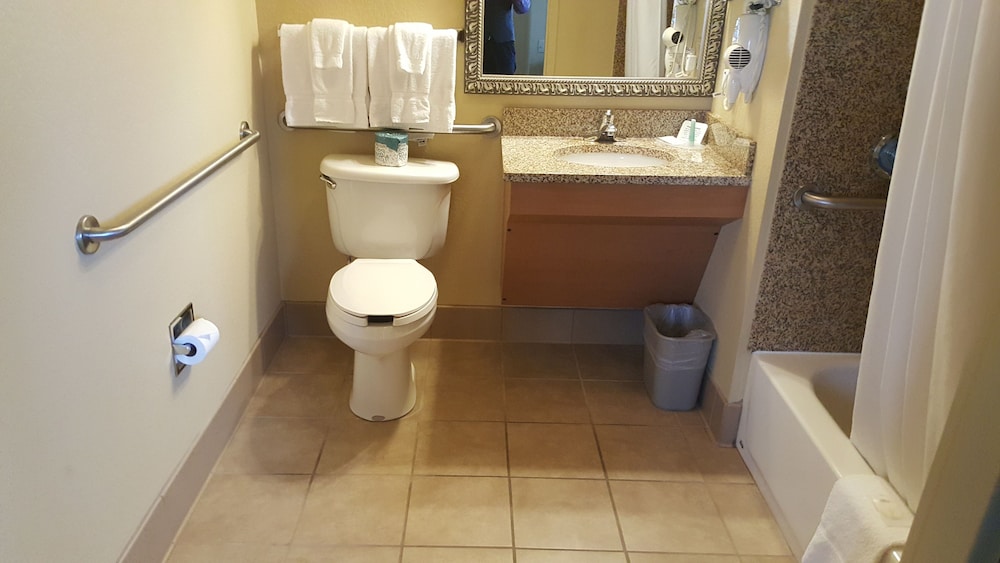 Affordable Suites of America Rogers Bentonville - photo 23
