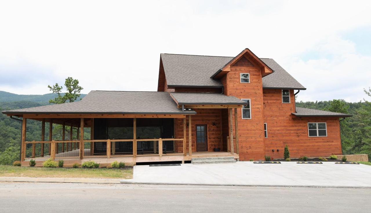 Woodland Cove — 4-Star Luxury Hotel in Sevierville, United States