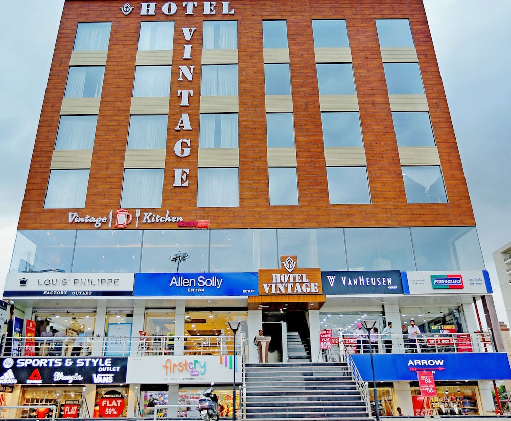 Hotel Vintage — hotel in Basi