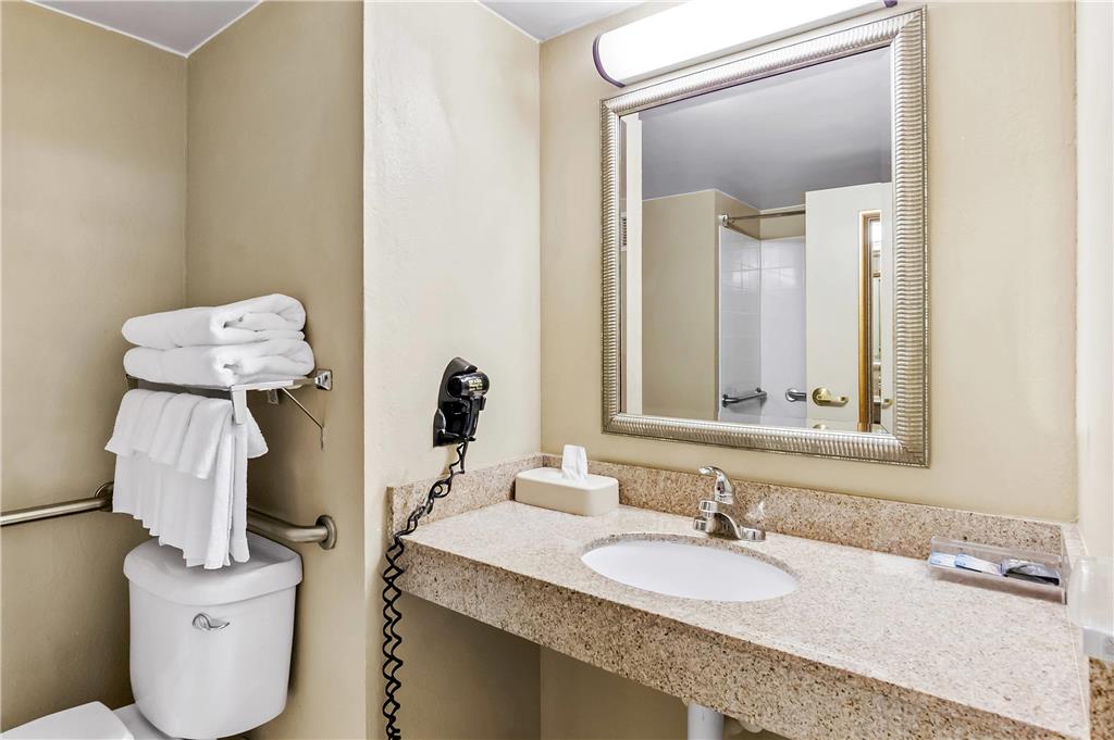 Country Inn & Suites by Radisson Princeton WV - photo 19