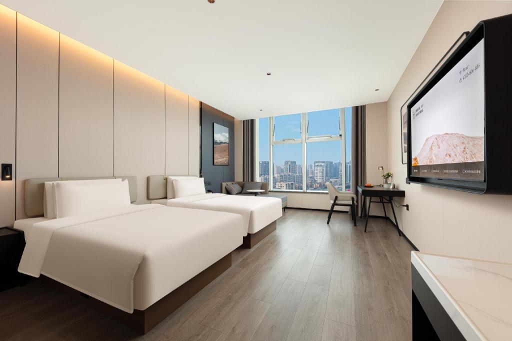Atour Hotel Hangzhou Canal Huzhou Street — 4-Star Luxury Hotel in Hangzhou, People's Republic of China