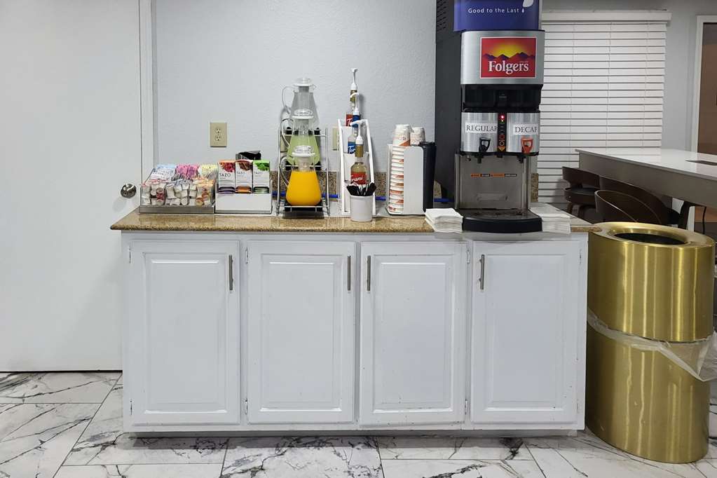 Clarion Pointe Vidalia Lyons West - photo 35
