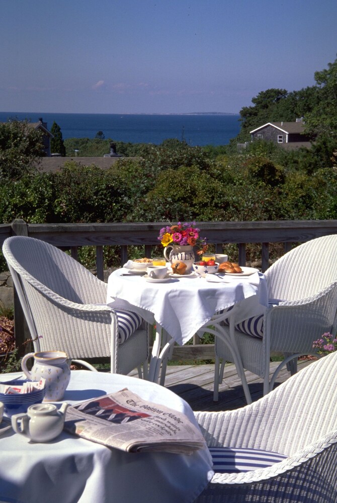 Menemsha Inn - photo 17