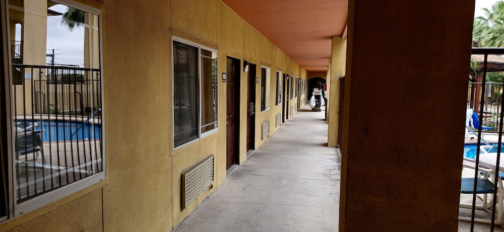 Texas Inn and Suites RGV - photo 83