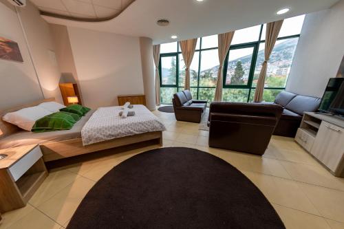 Aura Central Apartment — 4-Star Luxury Hotel in Mostar, Bosnia and Herzegovina